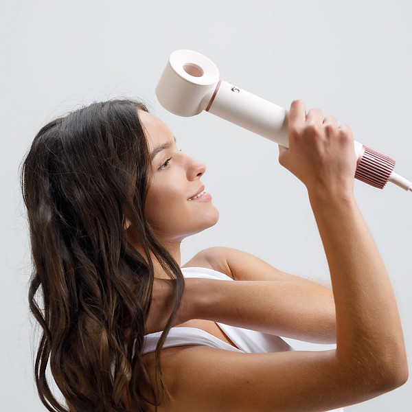Taurus Airwave Digital Styler