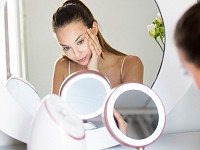 Μεγεθυντικός καθρέφτης Glow Beauty